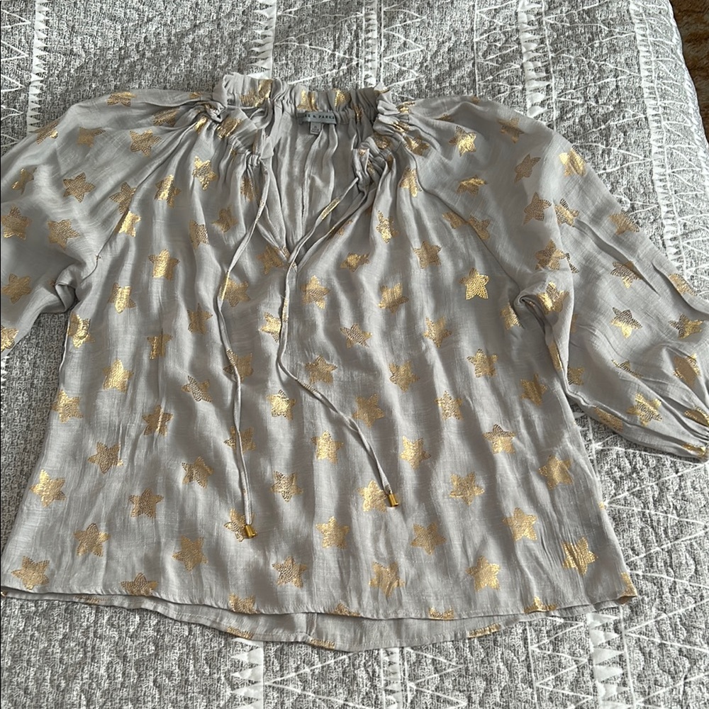 Elegant Gold Star Patterned Blouse XL